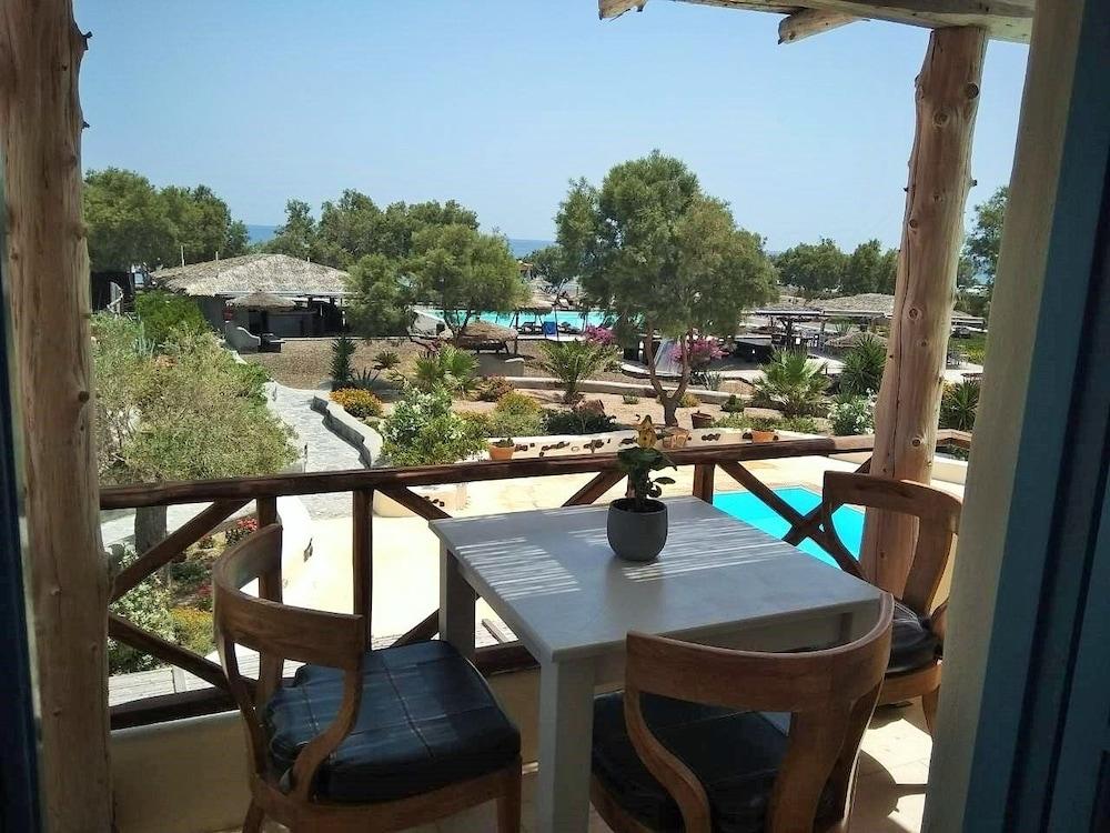Black Rose Beach Suites Perissa (Santorini) Exterior foto